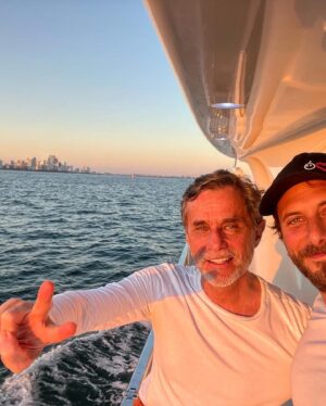 Sebastián Zurita Instagram - Feliz día pa! @zuritahm nada mejor que compartir lo bueno y lo malo contigo. Te amo. Déjenle un mensajin a mi papá si como a mi también les a marcado algún momento de su vida.