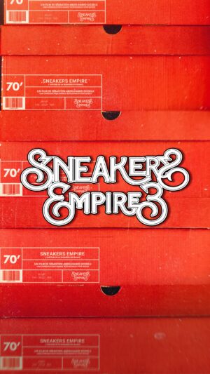 Sébastien-Abdelhamid Godelu Instagram - Le 24 Avril 2024 sort mon documentaire : Sneakers Empire, l’histoire de la sneaker en France.
Une co-production @hype_noticefr et France Télévision. 

Très fier d’avoir réalisé et co-produit ce documentaire qui est une plongée dans plus de 30 ans de Sneaker Culture en france ! Comment sommes nous passé de simples chaussures de sport à accessoire de mode indispensable.

L’essence même de ce docu est la Culture, peu importe votre âge, votre expertise dans le domaine, il est fait pour vous. C’est une photographie de plus de 30 ans de sneaker Culture avec tout ce qui la compose, hip-hop, Sports, Cinéma, mode et surtout passion ! 

On a lancé ce projet fou avec @ryodubled avec une seule ambition (pas faire de l’argent) raconter l’histoire, notre Histoire, VOTRE Histoire aussi, car au final comme je le dis dans le docu y’a pas UNE Sneaker Culture mais une multitude 
Ou chacun y a sa place, 

j’espère que vous serez nombreux à le visionner ❤️ 

Disponible le 24 Avril sur France Tv et France Tv Slash. 

Featuring : 
• Giannis Antetokounmpo
• Mugsy Bogues
• @stevensmith 
• @erikfagerlind 
• @peter_sns 
• @_didier_found_ 
• @mouloudachour 
• @caminotv 
• @aude_julie 
• @leclosetmagazine 
• @herbbysince89 
• @larrydeadstock 
• @inoxtag 
And more.. 

Logo by le grand @tcrvts