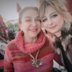 Şebnem Dilligil Instagram - zerafetin için  çokk teşekkürler minecim❤️🌺💋