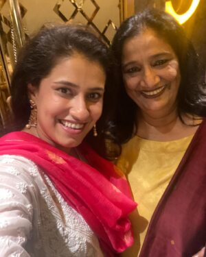 Seema Pahwa Instagram - HEERA MANDI NIGHT congratulations once again beautifully way of story telling of sanjay leela Bhansali ji on NETFLIX from 1st may @manukritip @sanahkapur15 @mayankpahwa_13 @bhansali_forever__slb 🙏🌺🌺🌺🌺🌺🌺🌺🌺🌺 it was a beautiful night ❤️❤️❤️❤️❤️❤️❤️❤️❤️❤️❤️#friends #cinema #lovers #performance #beauty #actors #story #permotion #series #🌺🌺🌺🌺🌺🌺🌻🌻🌻🌻🌻🌻🌻🌻🌻🌻🌻🌻🌻🌻🌻🌼🌼🌼🌼🌼🌼🌼🌼🌼🌼🌼🌼🌼🌼🌼🌼🌼