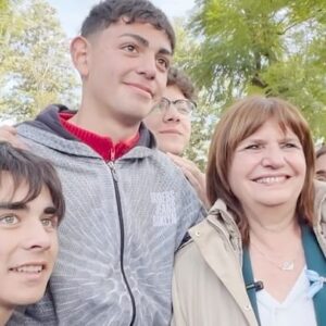 Segundo Cernadas Instagram - Tenemos que defender el verdadero cambio. Con @patobullrich tenemos la fuerza para que el futuro no quede en manos de ladrones, corruptos o violentos. 
En octubre nos jugamos el futuro de la República y Tigre va a sumarse con decisión a ese cambio. 🇦🇷

@juntostigre