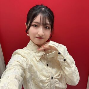 Seiran Kobayashi Instagram - うわーーーん！
昨日放送のプレバトに出演しておりました！
事後報告ですみません…うわーーん…
俳句を詠んだのですが
私の世界観を爆発させすぎてしまったようです
楽しかったなあ…ありがとうございました！
お気に入りだから衣装みてケロ
 #プレバト  #小林星蘭 
.
あと‼️‼️‼️‼️‼️
明日(9日)は午後2時半から｢あいつ今何してる？｣の
特別編の放送があります‼️‼️‼️みてね‼️‼️
 #あいつ今何してる