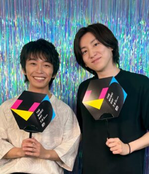 Seishirou Katou Instagram - ・
『The Music Day』
ありがとうございました。
平井堅さんの『瞳をとじて』を歌わせていただきました。
色々書きたいこと、載せたい写真は他にもあるのですが
まずは！

大好きな2人に会えて
ご満悦な僕をご覧下さい。笑

※どちらもお二人がupしていた写真とは違う
アザーカットです:)
 
 
@k_kamenashi_23 #亀梨和也 
@minarai_artist #京本大我

@musicday_official 
#THEMUSICDAY
#TMD2024
#平井堅 #瞳をとじて #加藤清史郎