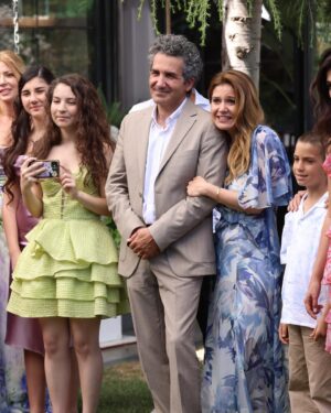 Selen Domaç Instagram - Ve geldik veda zamanına...
Kamera önünde ve arkasında tüm emeği geçen kardeşlerim ekibine kocaman bir teşekkür. Çok guzel ağırlandım… @ngmediatv ❤️
 Hoşçakal Ayten 🌼 
 @ngmediatv @serkanbirinci @nesekelsoy @kardeslerim