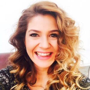 Selen Domaç Instagram - Günaydın Cüvcüvüm günayydınnn😂🌻⭐️☕️🎥🍳🙏💃