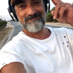 Selim Bayraktar Instagram - #50kmspeed 🤙 @serkanaltunorak catch,if you wish