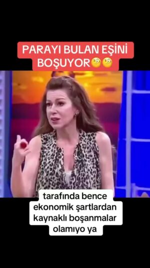 Selim Gülgören Instagram - Genelde erkekler için söylerlerdi !!! Parayı bulan erkek eşini boşar diye !!! Şimdi başka bir açıdan bakıyoruz 👈
Ekonomik özgürlüğe ulaşan bir kadın eşini boşar !!!! Sevgili @ipektuzcuoglu ‘nun röportajı🌹
Peki dostlar sizlerde aynı şeyleri düşünüyormusunuz? Yorumlarda buluşalım✍️
.
#selimgülgören #şarkıcı #oyuncu #instagram #instareels #ekonomiközgürlük #boşanmalar #evlilikler #ayrılıklar #para #maddiyat #sevgisizlik
.
Ekonomik özgürlüğe ulaşan kadın eşini boşarmı ?