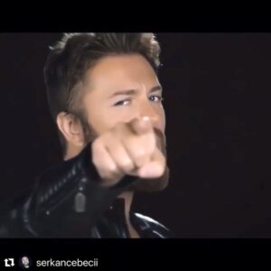 Selim Gülgören Instagram - ZAAFIMSIN🎧
Aranje @selimgulgorenresmi 
Stüdyo @selimgulgorenmuzik 
Menajerlik (Selim Gülgören Müzik Yapım)
・・・
@selimgulgorenresmi #zaafımsın  #selimgülgören #pop #music #konser #organization #management #evdekal #turkey
@selimgulgorenmuzik yapım
