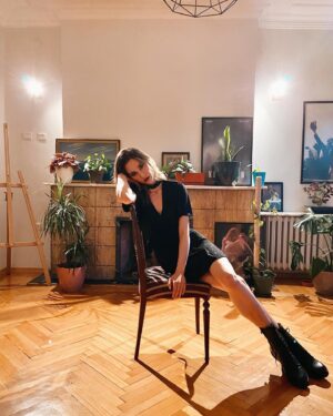 Selin Kahraman Instagram - 🖤
