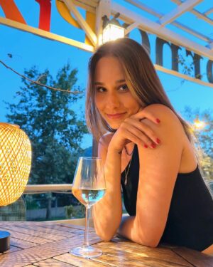 Selin Kahraman Instagram - Bellissimo!! ♥️🥂🍕🇮🇹
