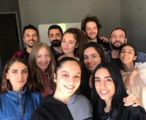 Selman Ünlüsoy Instagram - Tiyatro güzelleştirir...