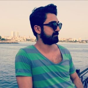 Selman Ünlüsoy Instagram - Gençliğimi tek tshirt ile geçirmişim. (Bütün eski fotoğraflar bunla). 🧔🏻😎 #tbt