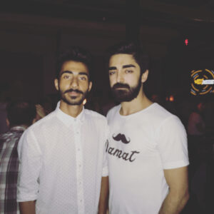 Selman Ünlüsoy Instagram - Bekarlığa veda ettik... 👋🤵🏻 Güzel dostlar biriktirmişim iyi ki varsınız.... #baharselmanevleniyor