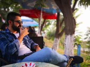 Selman Ünlüsoy Instagram - Bugün 🌳☕️