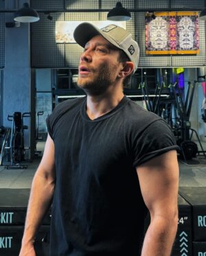 Semih Ertürk Instagram - p  u  m  p 🦍