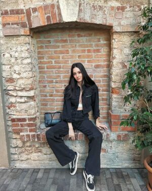 Semiha Bezek Instagram - 🖤
#reklam