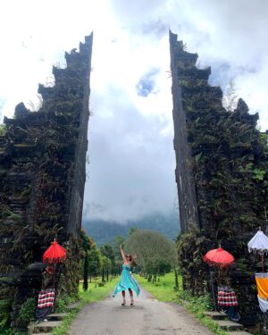 Semra Hunter Instagram - 🇮🇩Bali, part 6: Temple runner
.
.
.
#Bali #Indonesia #Temples #Munduk #Jungle #IslandLife #Water #Nature #ForeverExploring #WorldTravel #LifeOfAdventure #WorldHeritageSites