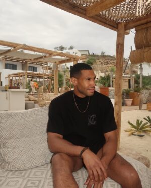 Senna Hounhanou Instagram - Greek vibes