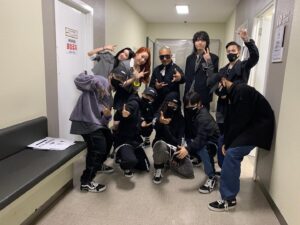 Seo Chul Goo Instagram - 불후의 명곡 재밌었다. 우승해서 더 좋았다. 모두 함께 잘 나온 사진 고르기는 힘들다.