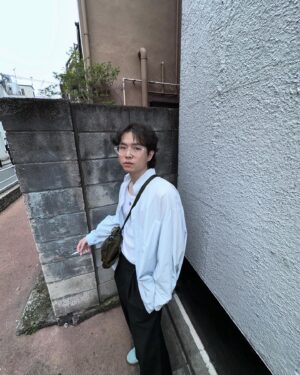 Seo Chul Goo Instagram - 하늘색 까만색