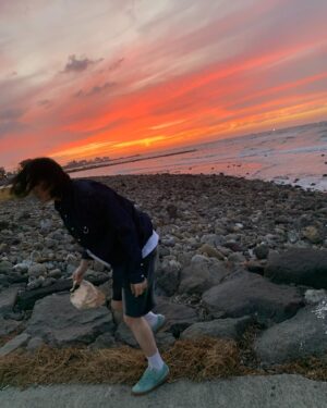 Seo Chul Goo Instagram - 바람이랑 맞짱 뜨는 힘겨운 하루였따 🛵🫠
결국 젔지만 하늘이 너무 이쁘니까 gg