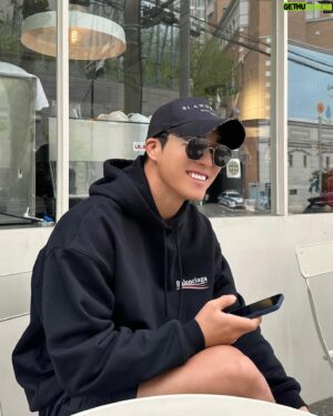 Seo Ha-jun Instagram - 🕶️