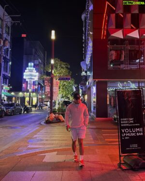 Seo Ha-jun Instagram - 한걸음 한걸음 👣