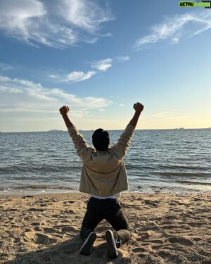 Seo Ha-jun Instagram - 난 해적왕이 될 사나이다 ~~ 🏴‍☠️

#내어린시절우연히 #원피스 #고무고무