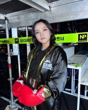 Seon Yoon-kyung Instagram - 💪🏻 #lefthook #righthook 🥊