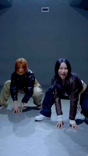 Seon Yoon-kyung Instagram - #blackpink #shutdown 뤠젼윤경 in your 🧠