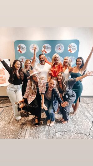 Serah D'Laine Instagram - Im still gushing from the @unstoppablelifemastermind 
What an absolute blast, I’m so honored to be a keynote speaker for such a group of powerhouse women   share the stage with the most beautiful, heart-centered bad*ss successful, business women. 
This is why we do what we do - the the passion, the perseverance   the heart that only women like this can co-create as a community.
@amberlylagomotivation has a unique energy about her that brings together a very special container, the women who joined her  @unstoppablelifemastermind are in for a treat that only she can bring. 
Can’t wait to see how much more successful they become because of it.

More female leaders on stages…let’s go! 

Big shout out to my girls (  one man. LoL), fellow speakers 

@hemingwayhalfdozen 
@coachmummabear_ 
@iamsamanthajoy 
@ericalippy 
@bedroskeuilian 
@moirakucaba 
@rachelscheer 
@sharonjeanland