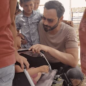 Serdar Özer Instagram - Çocuk gelecektir.
Çocuğunu seven, koruyan, eğiten uluslar ölmez. #cocuklarimiz♥️