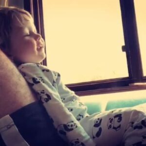 Serdar Özer Instagram - Bugün ikimizinde dogum gunu. Kral seni cok seviyorum . Her yeni yasin sana saglik ,huzur, mutluluk ,basari getirsin. Iyi ki dogmuşsun be oglum. Hayatimiza neşe getirdin. DOGUM GUNUMUZ KUTLU OLSUN...🙏🙏🙏 senin hayatimda oldugun her gune sukurler olsun #Happybirthday4twoofus
#video  #instareels #beautiful #beauty #photography #photooftheday  #dance