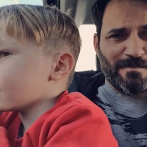 Serdar Özer Instagram - 👑 sings Dance monkey 🐒🐒
#video  #instareels #beautiful #beauty #photography #photooftheday  #dance #sing