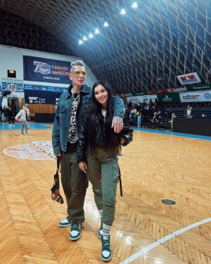 Sergei Barracuda Instagram - Lepsi strilet a minout nez nechat vyprset cas a premyslet co kdyby🔥🏀2024 zacinam chodit zase na zapasy @nhostrava 💙🏀