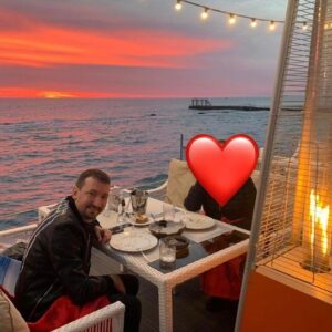 Sergey Kutergin Instagram - В перерыве, между концертами, вывез жену на морЯ😎🤘🏻😍