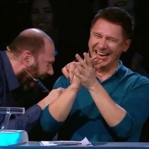 Sergey Kutergin Instagram - Сегодня днюха у целой плеяды крутых людей! Один из них это @timurbatrutdinov 🤘🏻 Давайте вспомним, как он ржёт😂 #Сергеич #Стоун #Батр