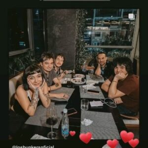Sergi Arola Instagram - Me habría encantado haberlos podido atender personalmente @losbunkersoficial @alvaro_lopezp @francisduran @mauricioduran @cancamusa y mi bro @gonzalopezoficial ❤️ pero lo importante ha sido recibiros y de la mano de @chefjosejuan85 y del equipo de  @orfebrecocinaartesana en @jwmarriottmonterrey cuidados como mereceis... gracias infinitas por vuestra música, brindo hasta la cirrosis por vuestra música y vuestro exito!!! #keeponrocking #keepthefaith✊🏼