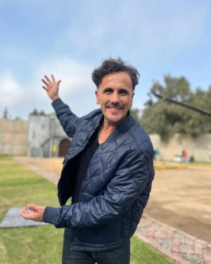 Sergio Lagos Instagram - Así avanza las aventuras y desventuras de la realización de @ganaroservir aquí en Lima. 🇵🇪 ⭐️⭐️⭐️

Seguimos jugando, creando e intentado entregarles el mejor show de tele realidad de la televisión chilena. 🇨🇱 

Muchas gracias por toda la altísima fidelidad de estos días.  Un gran abrazo para ustedes y un gran abrazo también al equipo de @perryelliscl ❤️ siempre junto q nosotros !!!!

📷 @marcebadilla