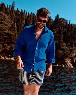 Serhan Onat Instagram - Dress code: Blue 💙⛵️🤌🏼