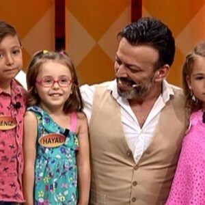 Serhat Kılıç Instagram - ŞU ANDA! HALA!! KANAL D ÇOK TATLI’yız!!! #kanald #çoktatlı #yakala