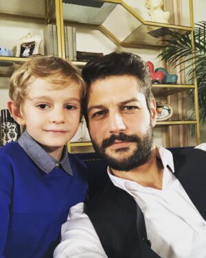 Serhat Teoman Instagram - Mutlu yaşlar oğlum :) seni seviyorum...
@mehmetemin_official