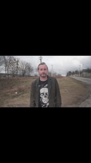 Serhiy Zhadan Instagram - Друзі, розумію, що у зв‘язку з останніми обстрілами, нам усім, можливо, і не до культури, але наша команда вперто робить свою роботу, оскільки ми переконані - в часи війни особливо важливими є кожна дія і кожна ініціатива, які дозволяють нам залишатися собою.

Нині ми допомагаємо відремонтувати і запустити культурно-освітній простір у селищі Високому (де свого часу жив великий Гнат Хоткевич) - місце для всіх активних, ініціативних та небайдужих. Хочемо зібрати на ремонтні роботи 400 000 гривень. Сто тисяч від мого благодійного фонду ми вже закинули. Запрошуємо всіх доєднуватись!

Ось тут посилання на банку:

На освітній центр

Кошти збираються задля створення освітнього центру у селищі Високий, Харківської області. 

🎯Ціль: 400 000.00 ₴

🔗Посилання на банку
https://send.monobank.ua/jar/9GzaN8MeTu

💳Номер картки банки
5375 4112 1602 6075