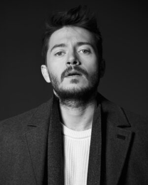 Serkan Şenalp Instagram - Serkan Şenalp 🌟

@serkansenalp 

#Famelog
#FamelogTalent
#SerkanŞenalp 
#actor
#acting
#oyuncu