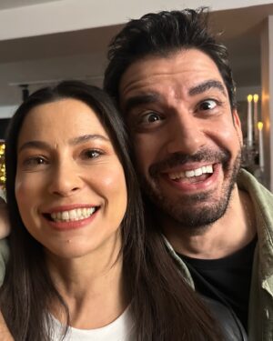 Serkan Tınmaz Instagram - Müthiş şeyler yaşadık ve hepsini beraber yaptık. 
Herkese teşekkürler
Umutla.