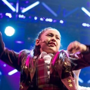 Serrana Su-Ling Bliss Instagram - Throwback Christmas Eve performance 2019! Can’t believe this was already 3 years ago since I played Summer Hathaway in the final Westend cast of SoR. Blessed to have shared this amazing experience with so many wonderful people! Miss you all and wishing everyone a rockin’ Christmas! #schoolofrock #schoolofrockuk #summerhathaway  #gillianlynnetheatre #newlondontheater #westendtheatre #musicals