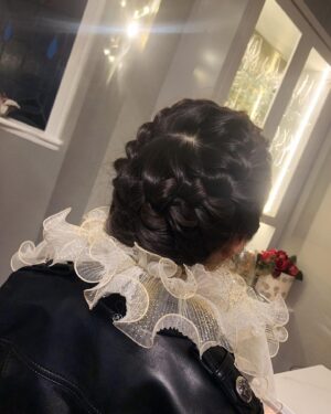 Serrana Su-Ling Bliss Instagram - Love my hair and makeover by @juliarocknrolla_makeup #makeupartistlondon