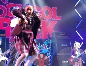 Serrana Su-Ling Bliss Instagram - Throwback Christmas Eve performance 2019! Can’t believe this was already 3 years ago since I played Summer Hathaway in the final Westend cast of SoR. Blessed to have shared this amazing experience with so many wonderful people! Miss you all and wishing everyone a rockin’ Christmas! #schoolofrock #schoolofrockuk #summerhathaway  #gillianlynnetheatre #newlondontheater #westendtheatre #musicals