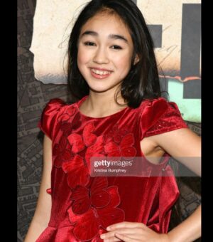 Serrana Su-Ling Bliss Instagram - A night I will cherish forever! #enolaholmes2 #redcarpet #newyork #netflix
