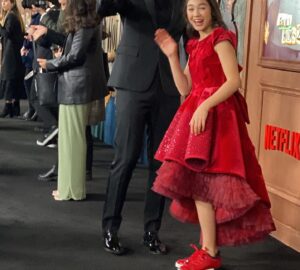 Serrana Su-Ling Bliss Instagram - Had the most incredible evening at the Enola Holmes 2 world premier in New York! #enolaholmes2 #behindthescenes